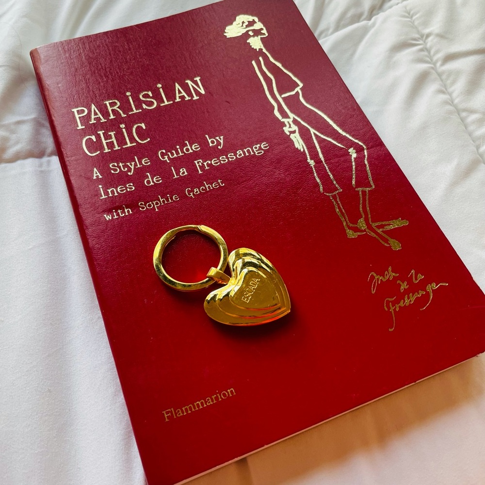 Escada Gold Puffy Heart Key Ring ♥️